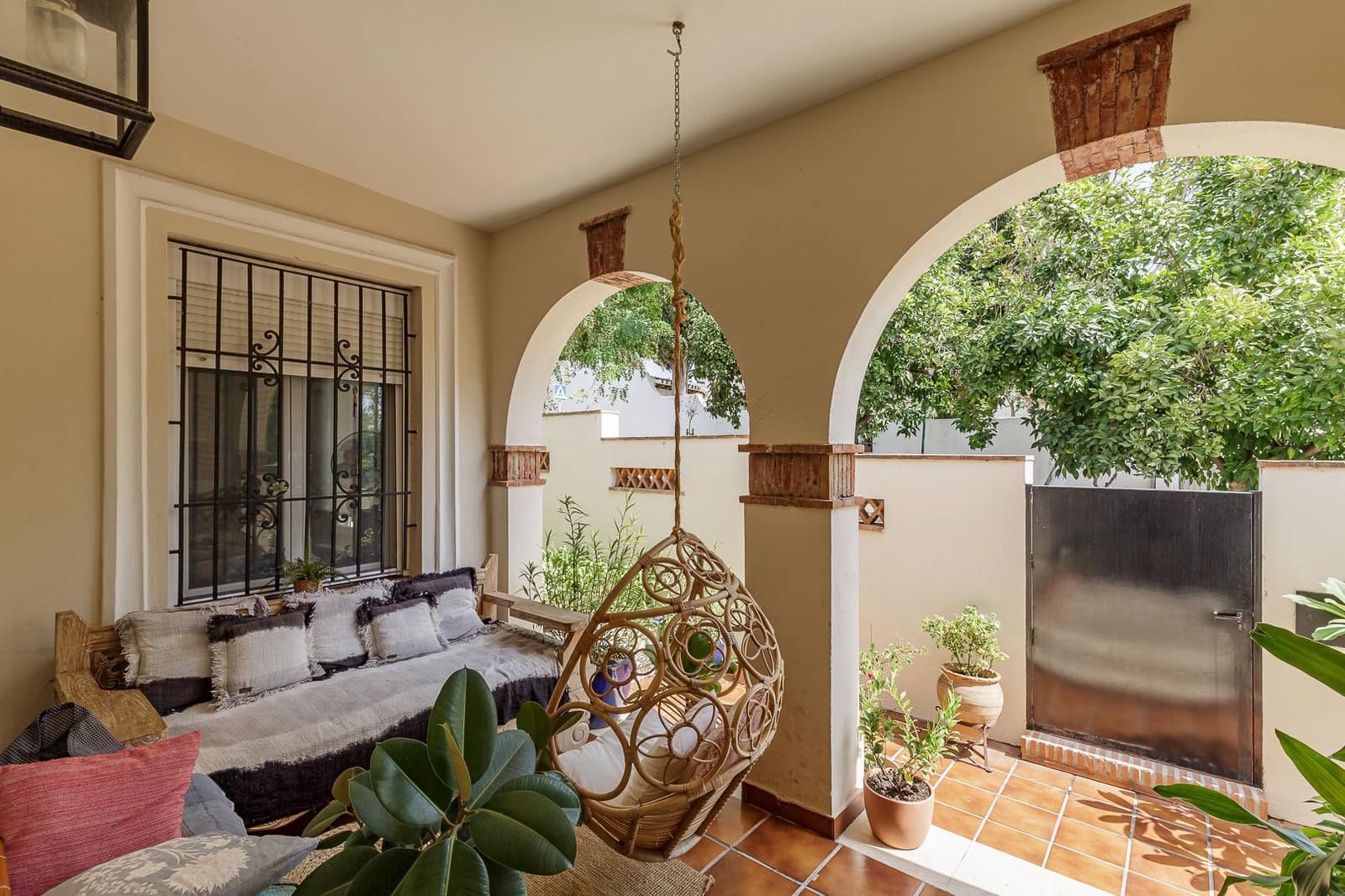 4 slaapkamer Huis te huur in Malaga stad met garage - € 3.350 (Ref: 10007903)