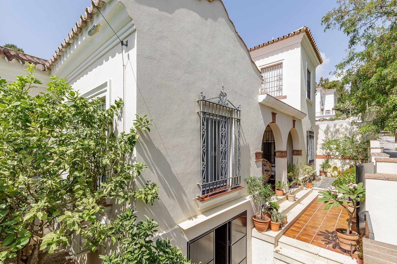 4 slaapkamer Huis te huur in Malaga stad met garage - € 3.350 (Ref: 10007903)