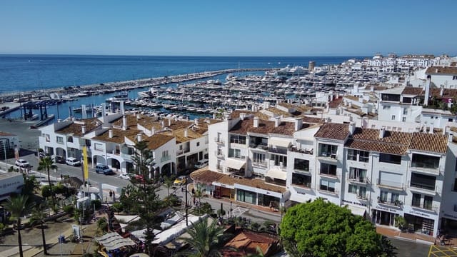 1 sovrum Lägenhet till salu i Puerto Banus, Marbella - 656 000 € (Ref: 10012238)