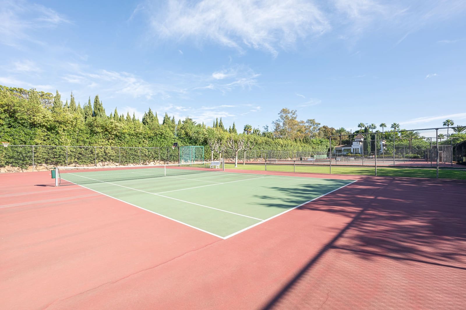 3 bedroom Apartment for sale in Estepona with pool - € 2,995,000 (Ref: 10012552)