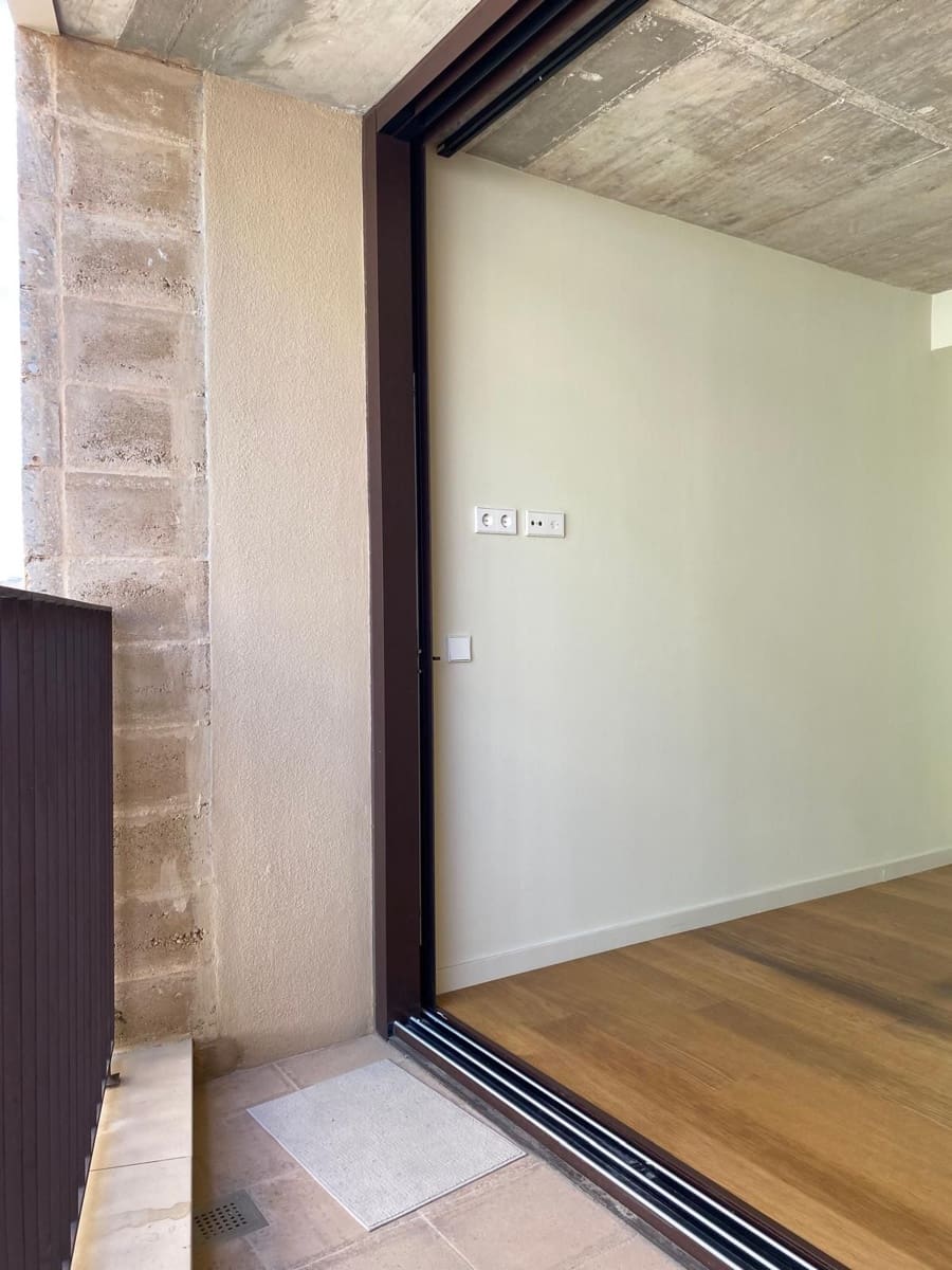 2 sovrum Lägenhet att hyra i Palma de Mallorca med pool - 2 000 € (Ref: 10012617)