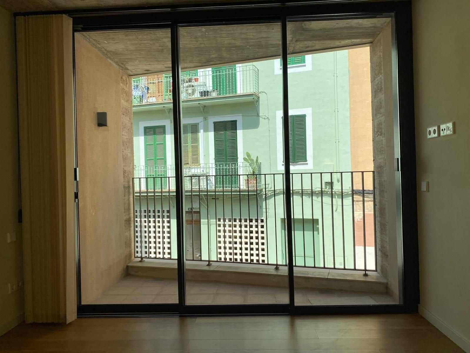 2 sovrum Lägenhet att hyra i Palma de Mallorca med pool - 2 000 € (Ref: 10012617)