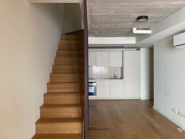 2 sovrum Lägenhet att hyra i El Terreno, Palma de Mallorca med pool - 2 000 € (Ref: 10012617)