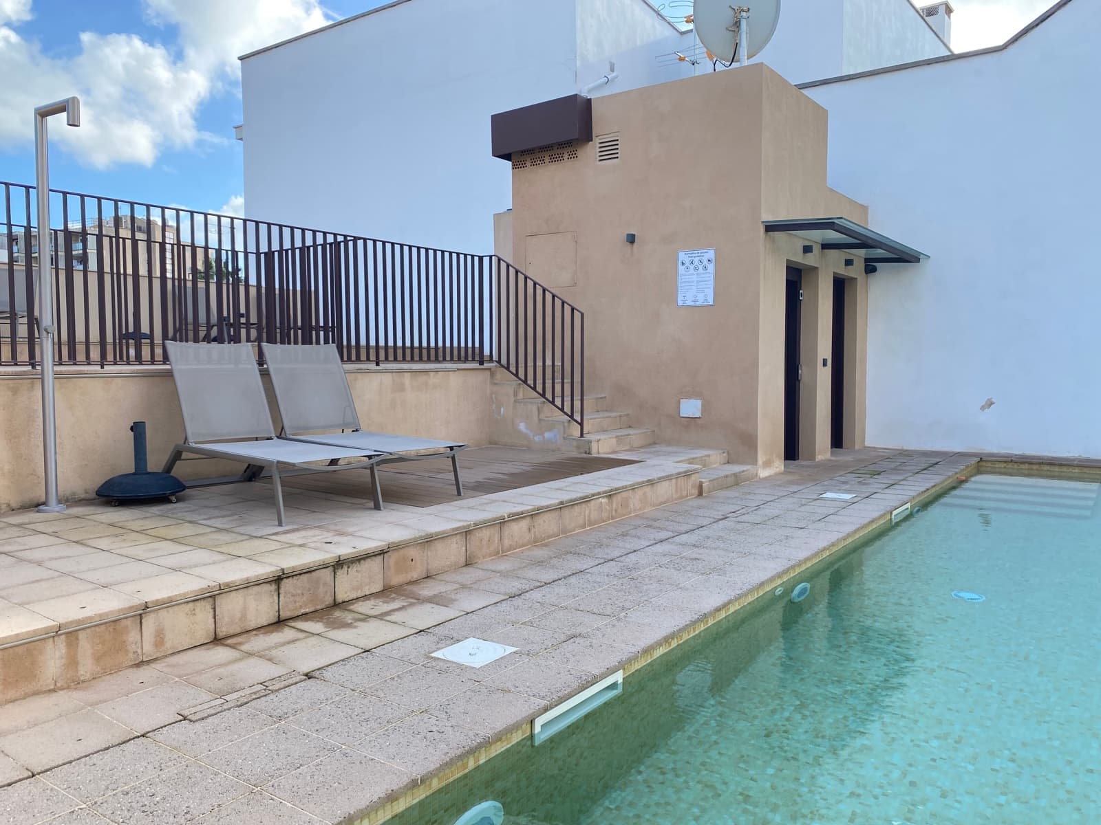 2 sovrum Lägenhet att hyra i Palma de Mallorca med pool - 2 000 € (Ref: 10012617)