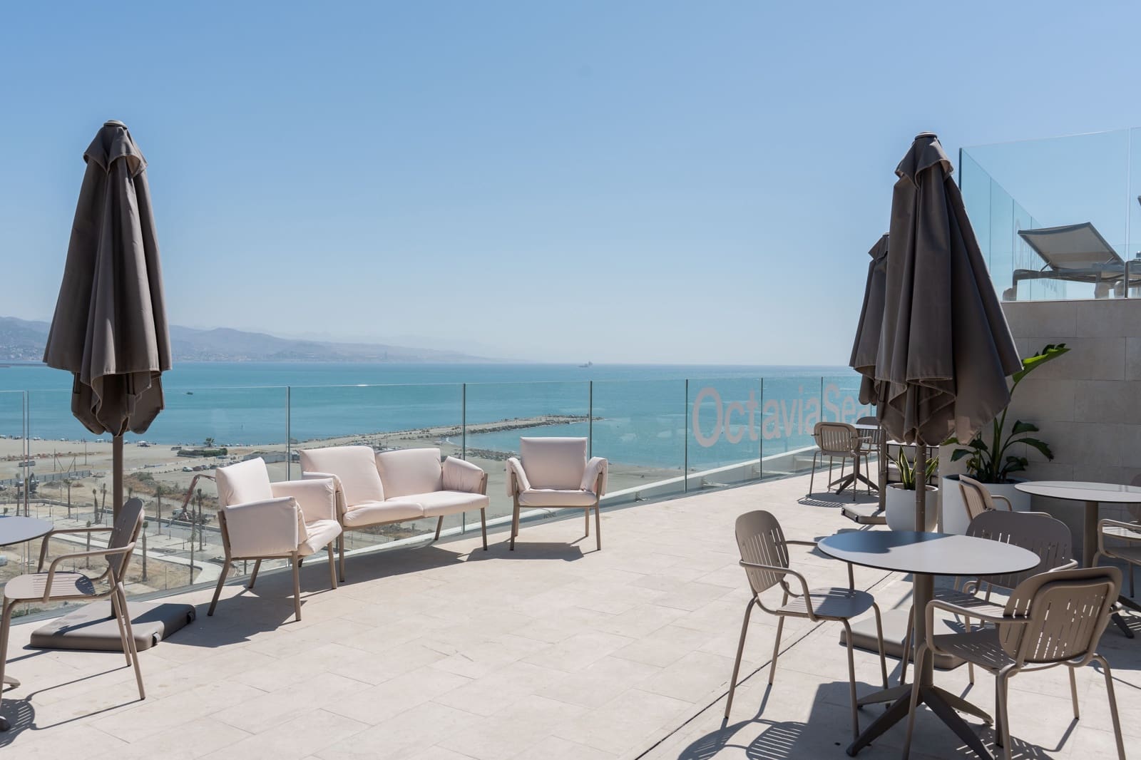 2 slaapkamer Appartement te koop in Malaga stad met zwembad garage - € 1.100.000 (Ref: 10012670)