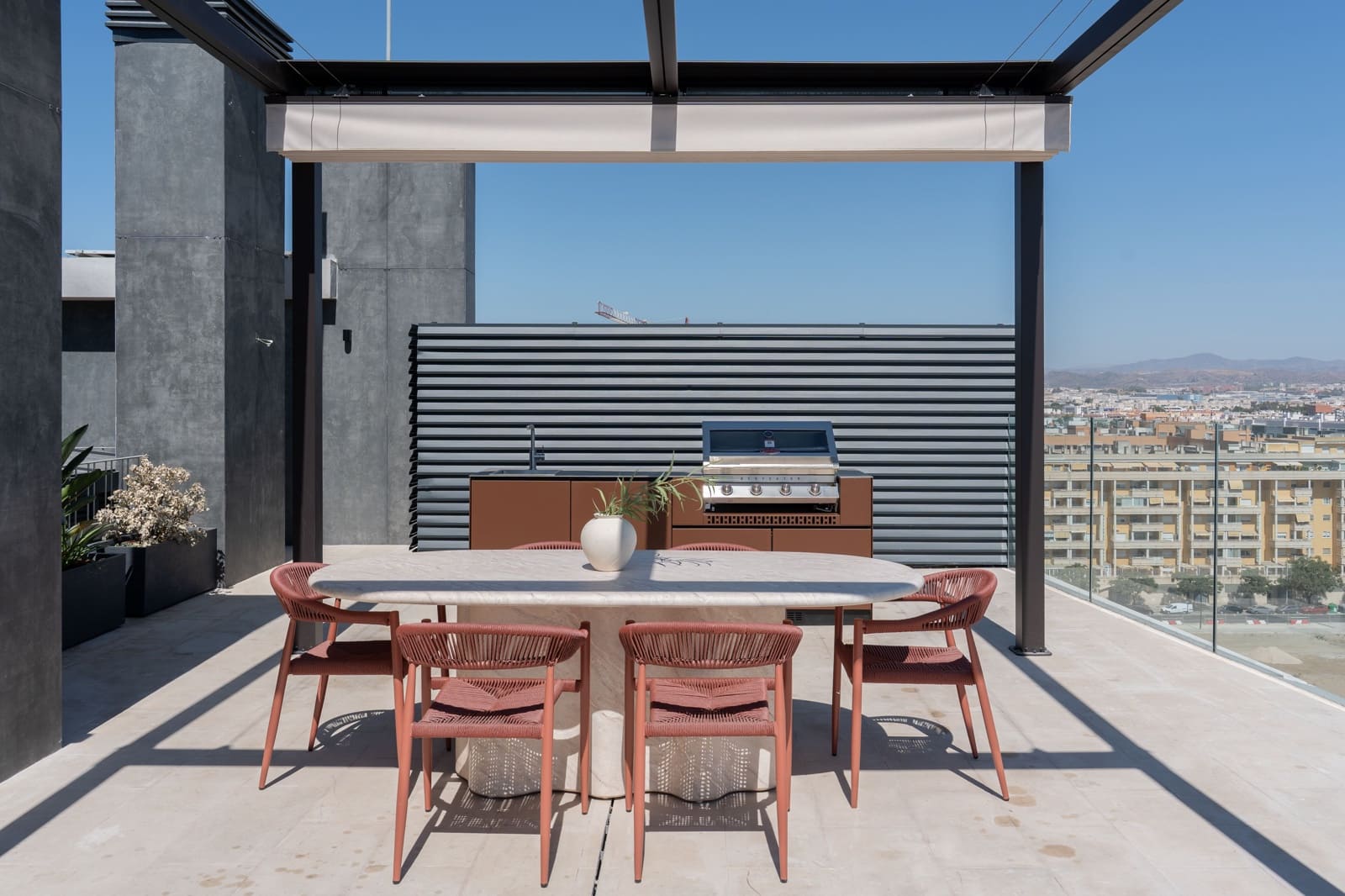 2 slaapkamer Appartement te koop in Malaga stad met zwembad garage - € 1.100.000 (Ref: 10012670)