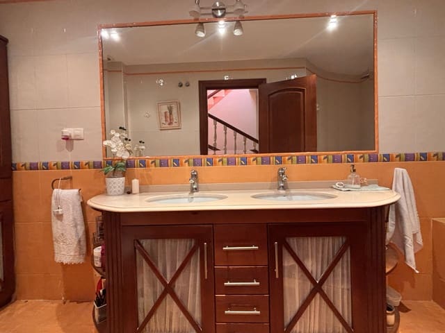 3 chambre Appartement à vendre à Zona Puerto Deportivo, Fuengirola - 745 000 € (Ref: 10015820)
