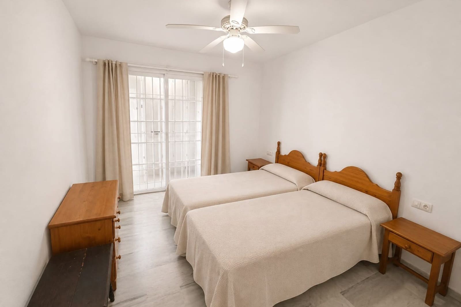 5 chambre Maison de Ville à vendre à Fuengirola avec piscine garage - 470 000 € (Ref: 10016667)