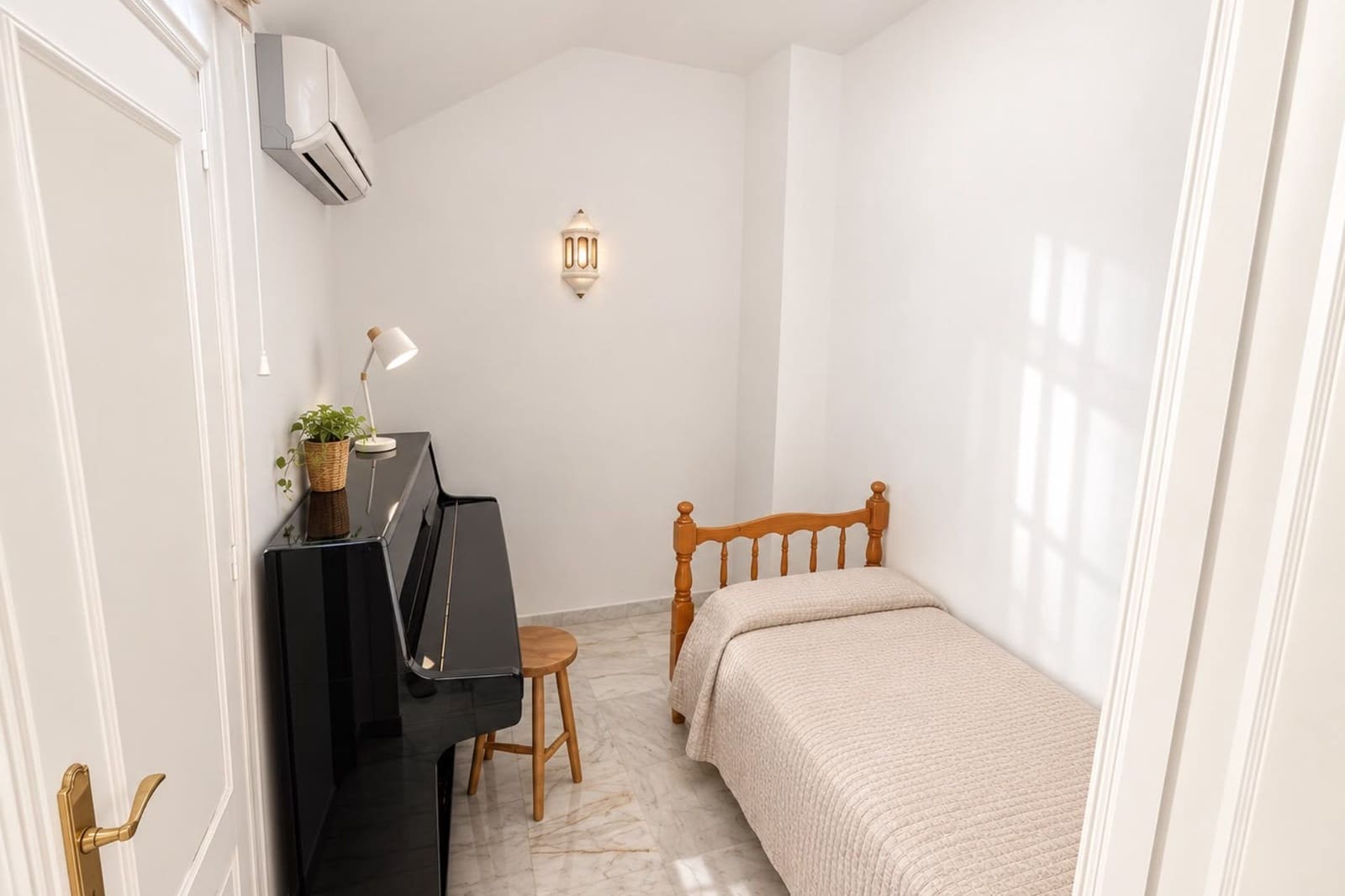 5 chambre Maison de Ville à vendre à Fuengirola avec piscine garage - 470 000 € (Ref: 10016667)