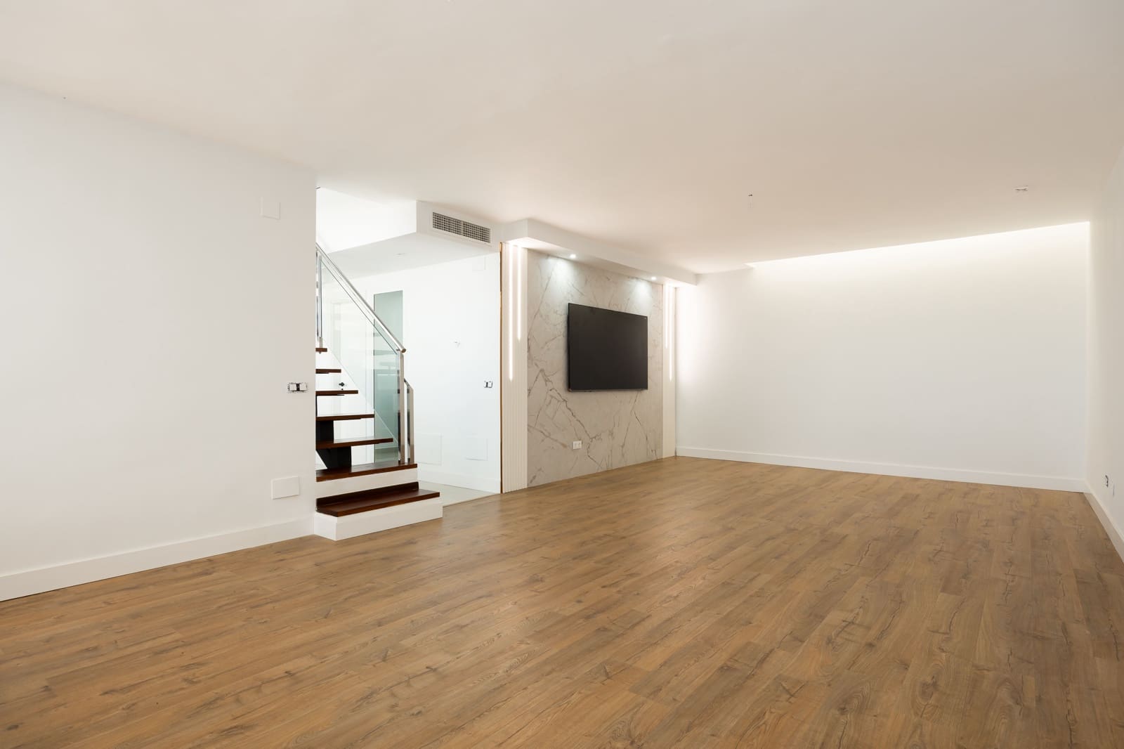 Casa de 5 habitaciones en Benalmádena en venta con piscina garaje - 1.200.000 € (Ref: 10018108)