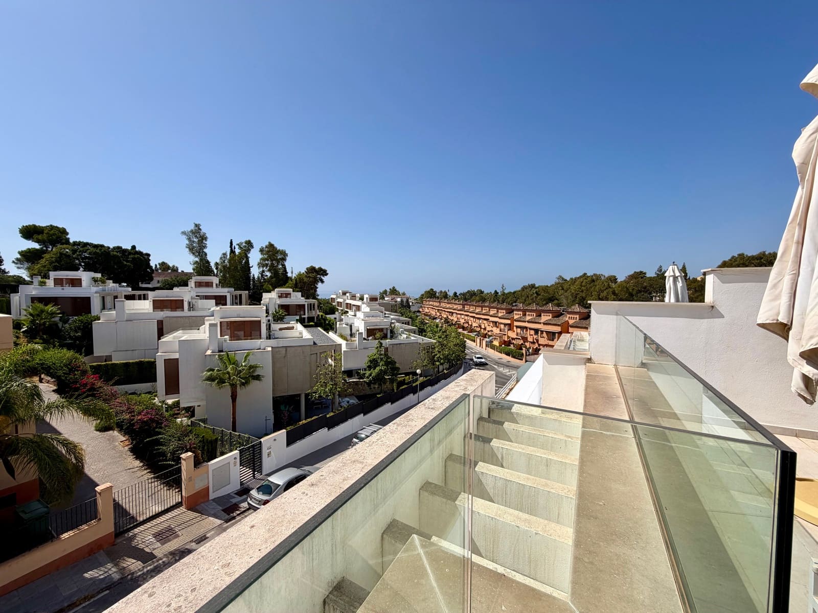 3 quarto Casa em Banda para venda em Marbella com piscina garagem - 1 590 000 € (Ref: 10019919)