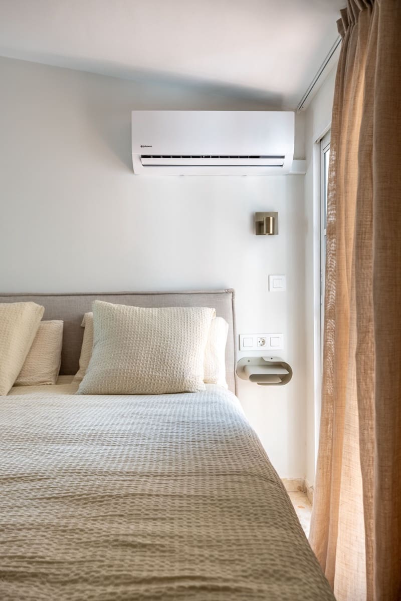 Ático de 4 habitaciones en Málaga ciudad en alquiler - 4.000 € (Ref: 10021502)