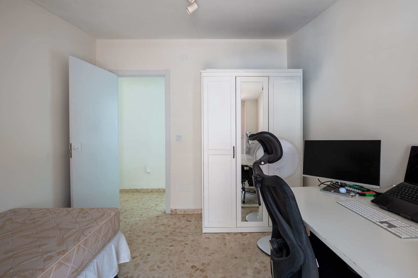Ático de 4 habitaciones en Málaga ciudad en alquiler - 4.000 € (Ref: 10021502)