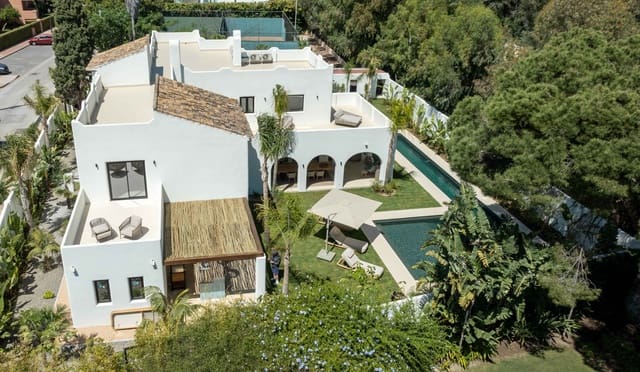 6 sypialnia Willa na sprzedaż w San Pedro de Alcantara, Marbella z basenem - 4 350 000 € (Ref: 10023223)