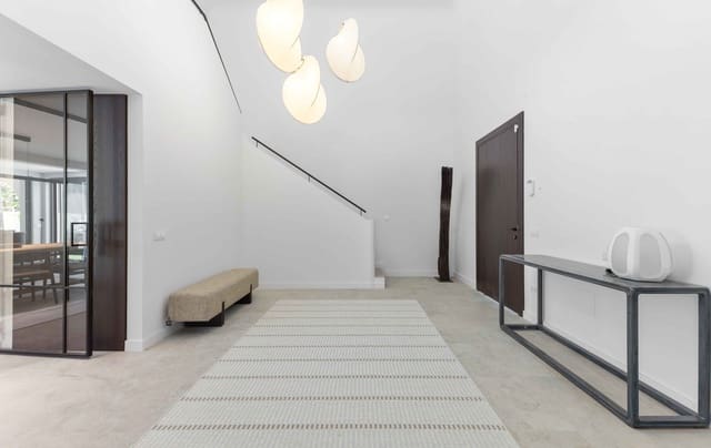 6 sypialnia Willa na sprzedaż w San Pedro de Alcantara, Marbella z basenem - 4 350 000 € (Ref: 10023223)