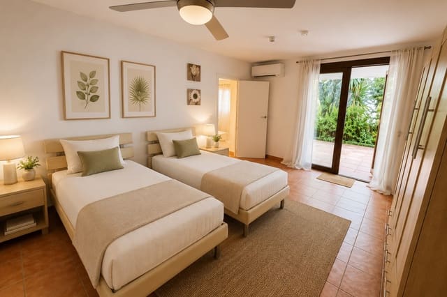 7 soverom Hus til salgs i Mijas med svømmebasseng - € 1 395 000 (Ref: 10024997)
