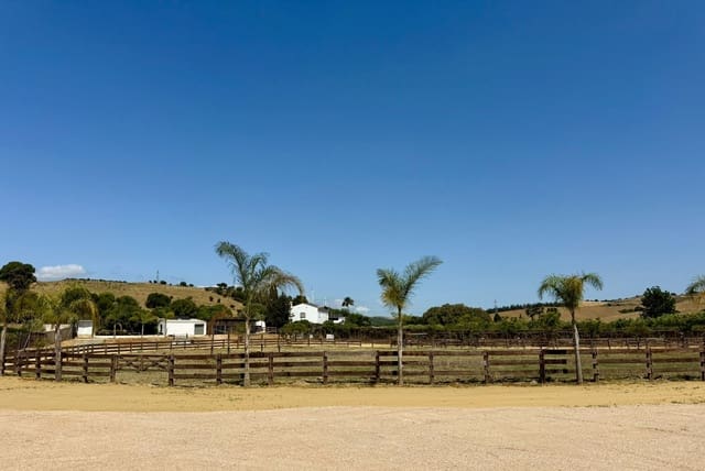 Finca/Herregård til salgs i Jimena de la Frontera - € 650 000 (Ref: 10025643)