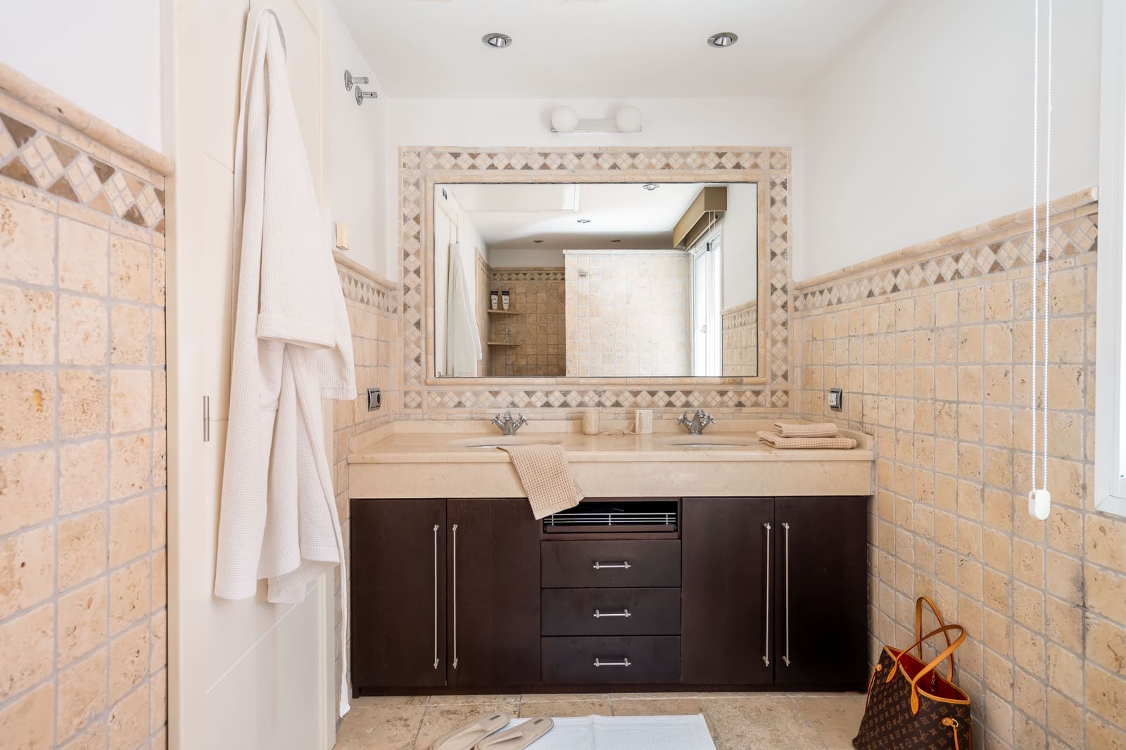 4 quarto Casa em Banda para venda em Marbella com piscina garagem - 1 150 000 € (Ref: 10029022)