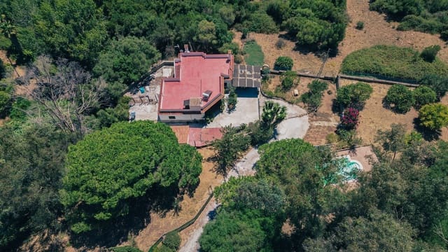 3 bedroom Finca/Country House for sale in Tarifa with pool - € 485,000 (Ref: 10030737)