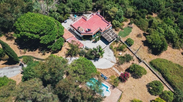 3 bedroom Finca/Country House for sale in Tarifa with pool - € 485,000 (Ref: 10030737)