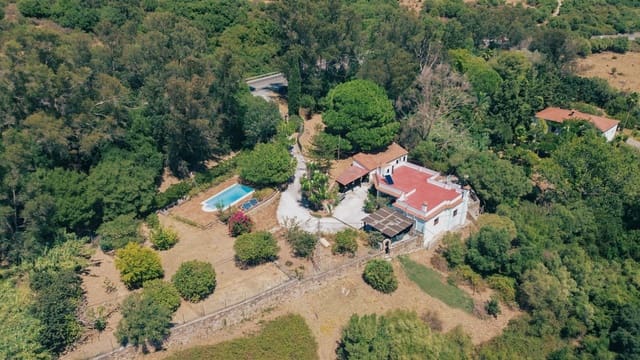 3 bedroom Finca/Country House for sale in Tarifa with pool - € 485,000 (Ref: 10030737)