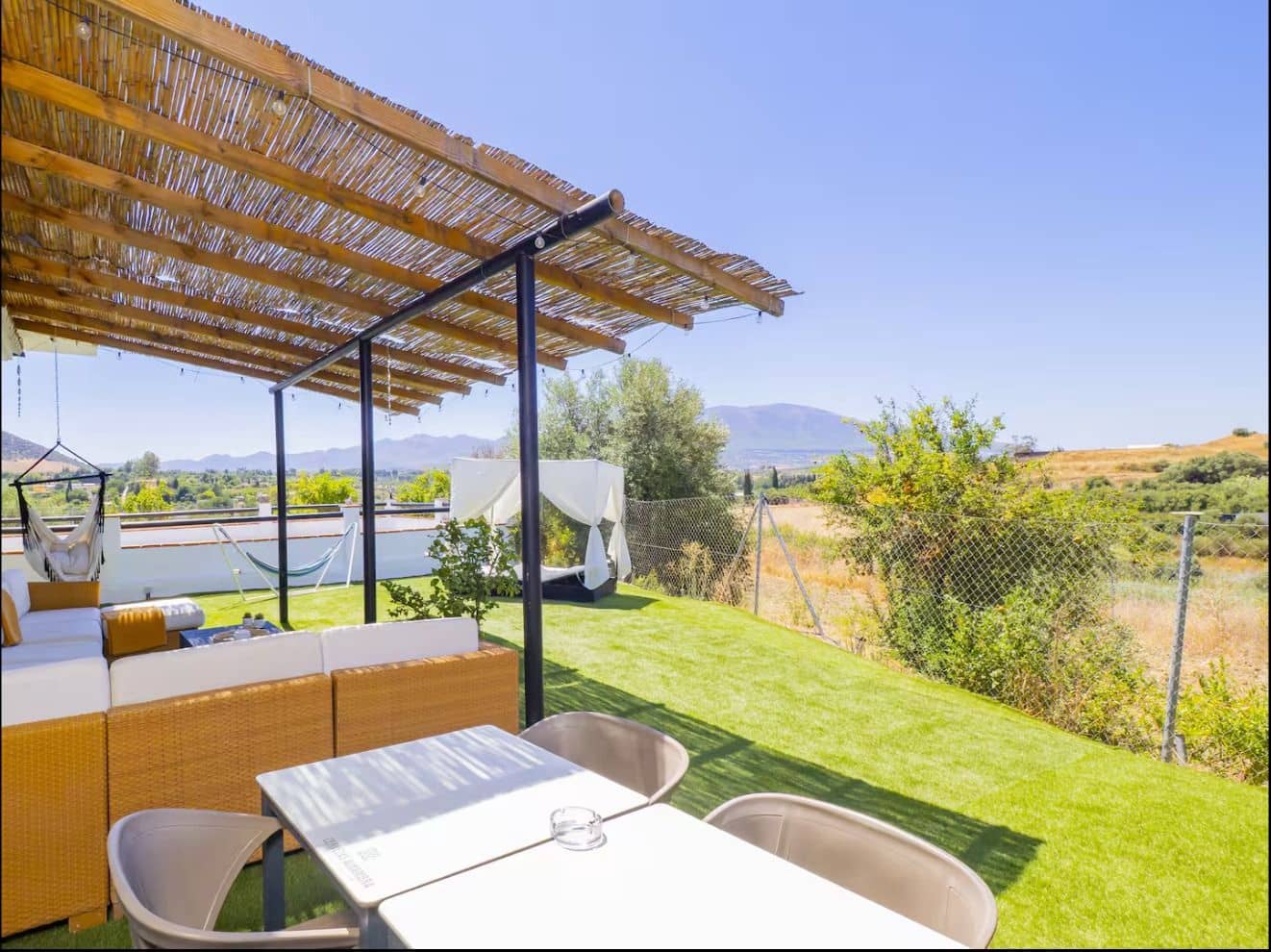 3 soveværelse Finca/Landehus til leje i Cartama med swimmingpool garage - € 1.250 (Ref: 10033163)
