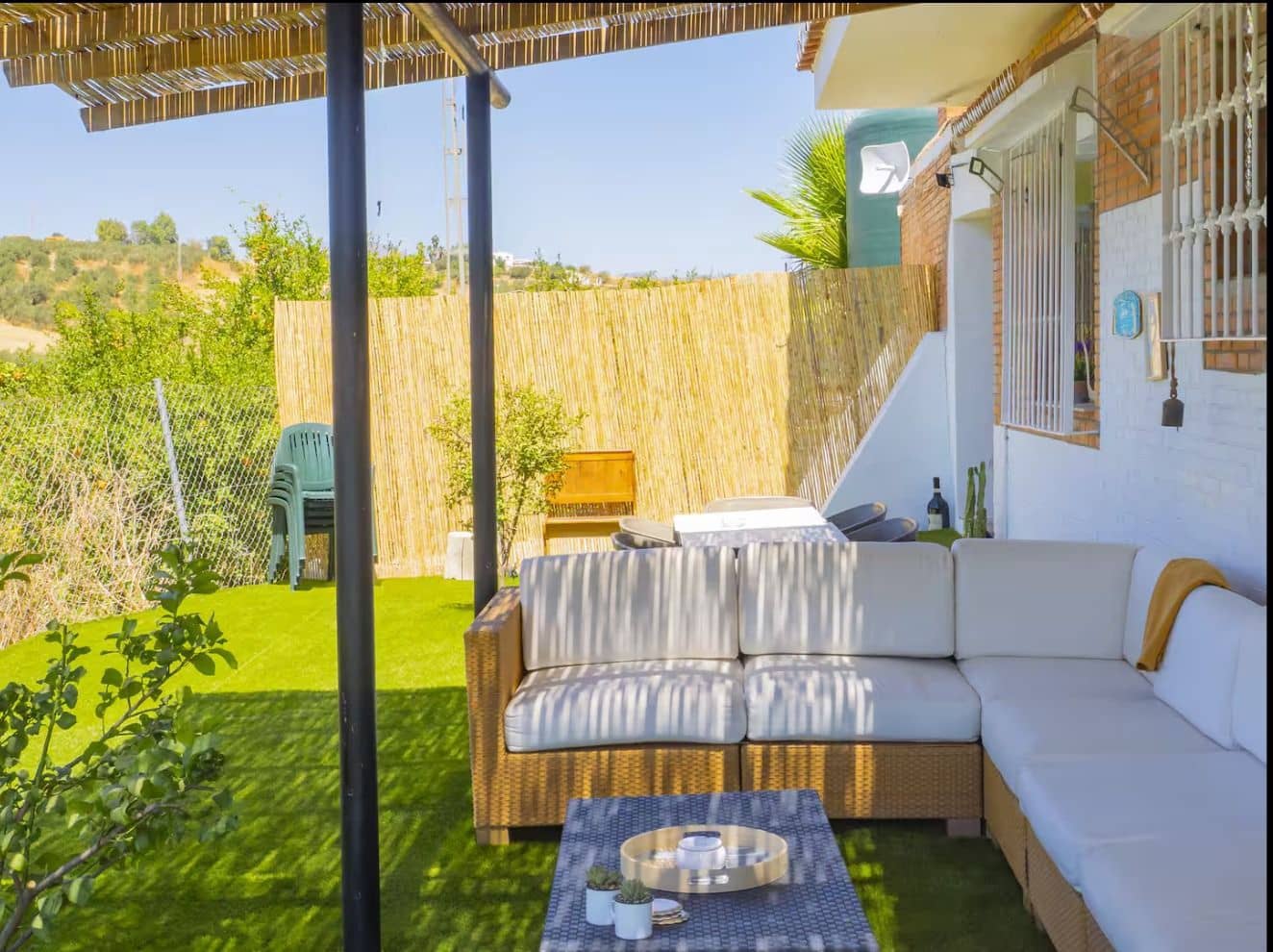 3 soveværelse Finca/Landehus til leje i Cartama med swimmingpool garage - € 1.250 (Ref: 10033163)