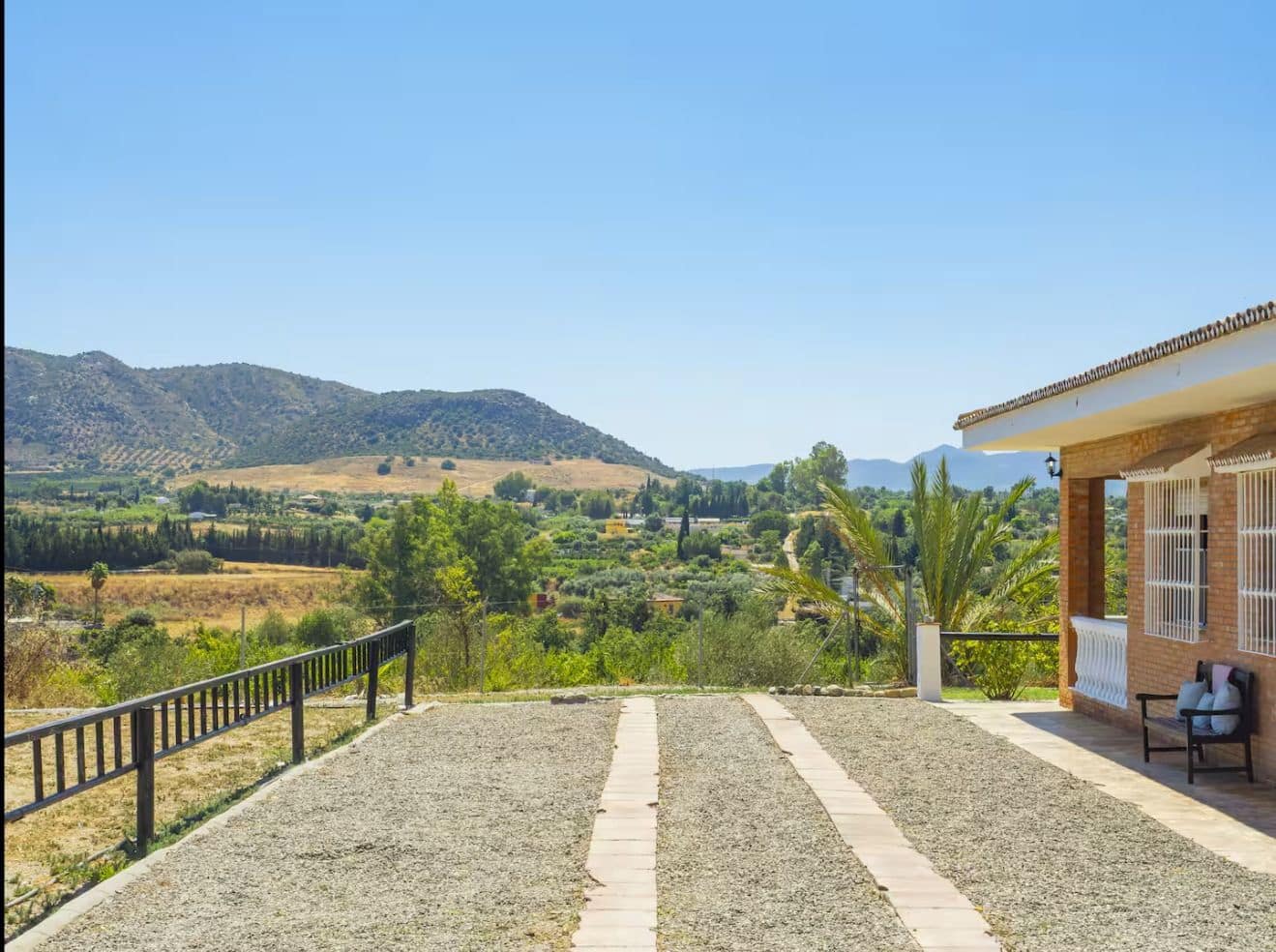 3 soveværelse Finca/Landehus til leje i Cartama med swimmingpool garage - € 1.250 (Ref: 10033163)