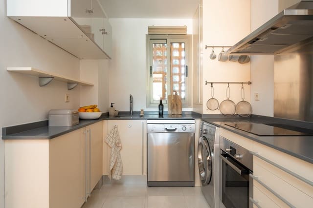 2 sovrum Lägenhet till salu i Sotoserena, Estepona med pool garage - 380 000 € (Ref: 10041844)