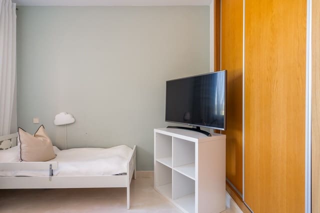 2 sovrum Lägenhet till salu i Sotoserena, Estepona med pool garage - 380 000 € (Ref: 10041844)