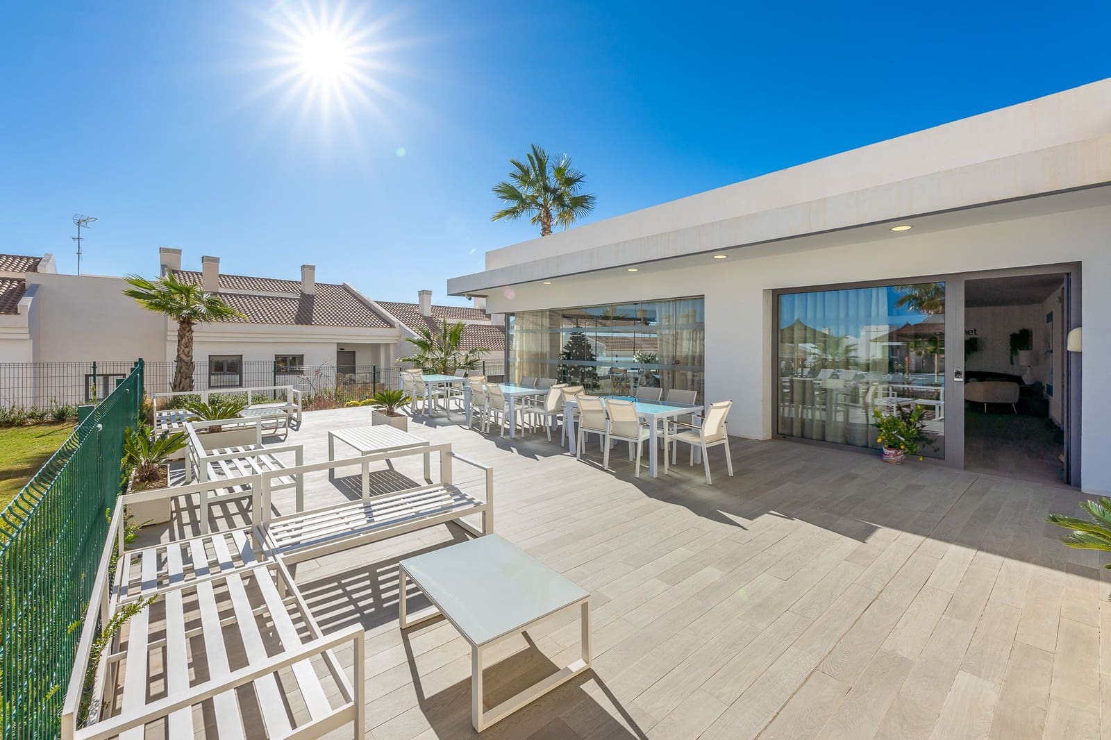 3 sovrum Lägenhet till salu i Benalmadena med pool garage - 590 000 € (Ref: 10044090)