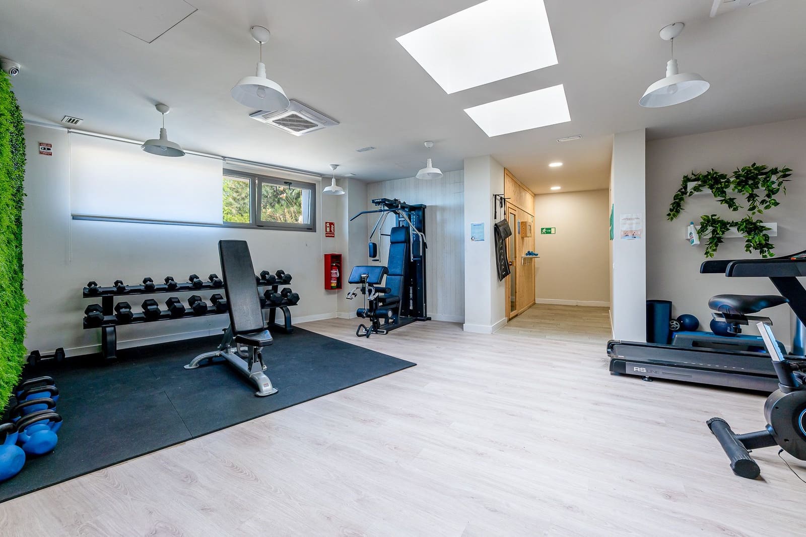 3 sovrum Lägenhet till salu i Benalmadena med pool garage - 590 000 € (Ref: 10044090)