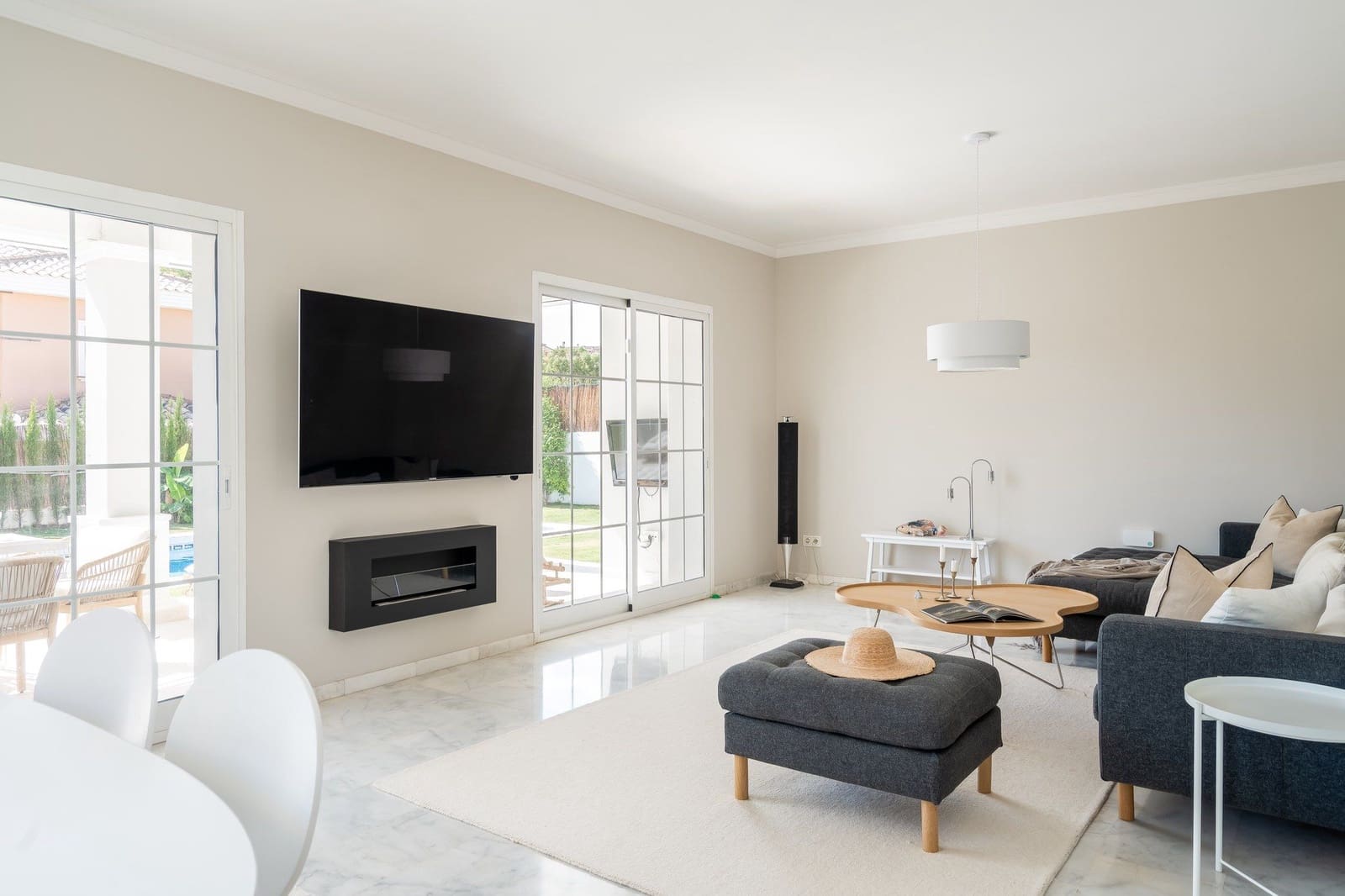4 bedroom Townhouse for sale in Mijas with pool - € 949,000 (Ref: 10044091)