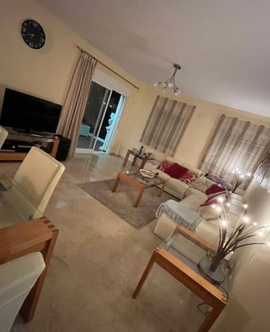 3 slaapkamer Appartement te huur in El Faro de Calaburra - Chaparral, Mijas met zwembad - € 1.800 (Ref: 10047576)