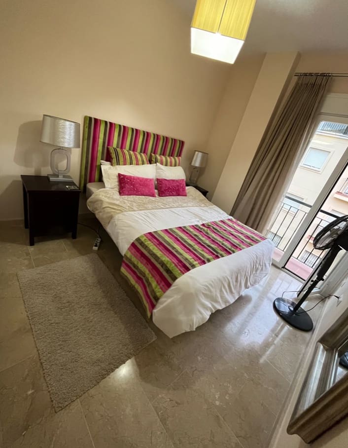 3 slaapkamer Appartement te huur in Mijas Costa met zwembad - € 1.800 (Ref: 10047576)