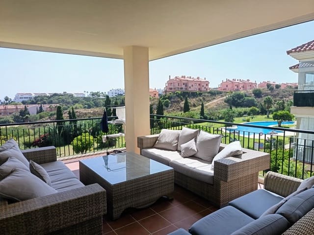 3 slaapkamer Appartement te huur in El Faro de Calaburra - Chaparral, Mijas met zwembad - € 1.800 (Ref: 10047576)