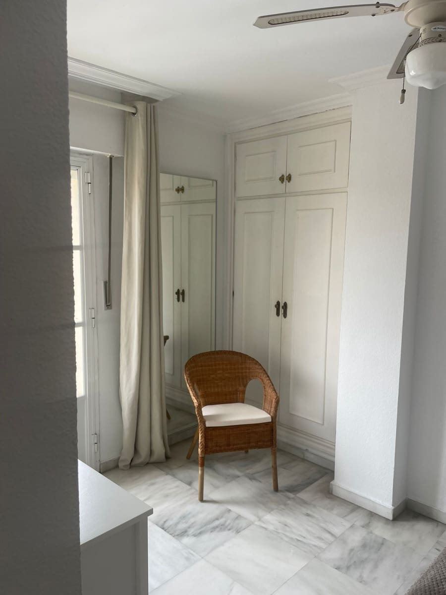 2 bedroom Apartment for sale in Malaga city - € 330,000 (Ref: 10048446)