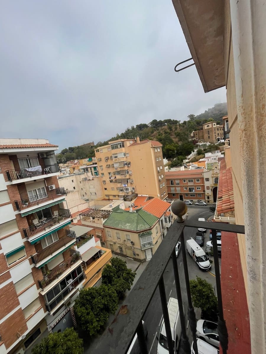 2 bedroom Apartment for sale in Malaga city - € 330,000 (Ref: 10048446)