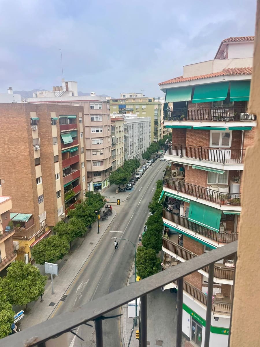 2 bedroom Apartment for sale in Malaga city - € 330,000 (Ref: 10048446)
