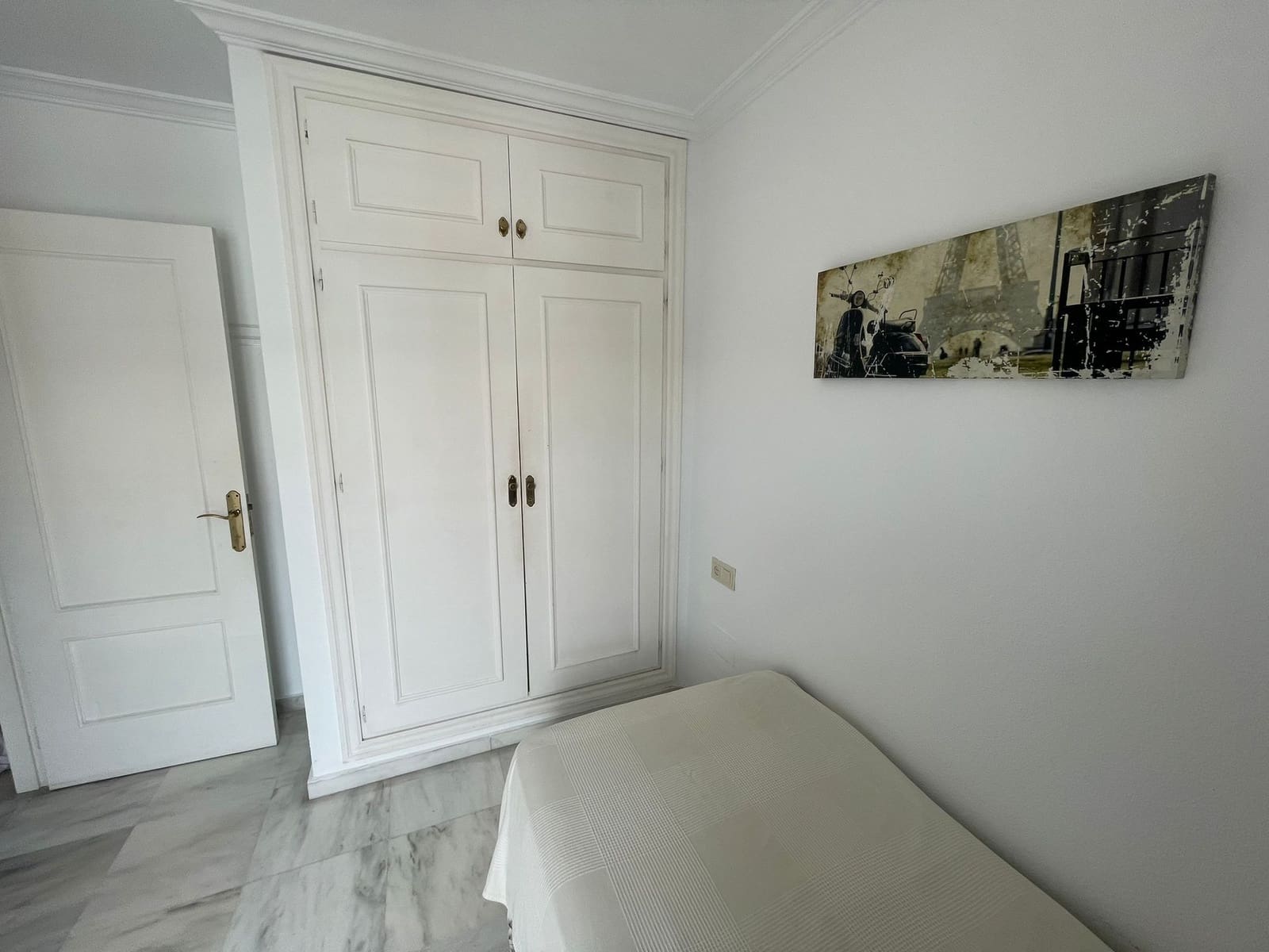 2 bedroom Apartment for sale in Malaga city - € 330,000 (Ref: 10048446)