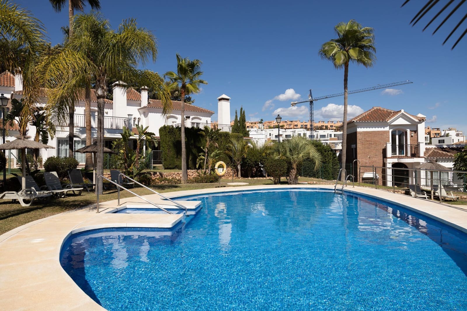 Casa de 3 habitaciones en Mijas Costa en venta con piscina garaje - 629.000 € (Ref: 10048512)