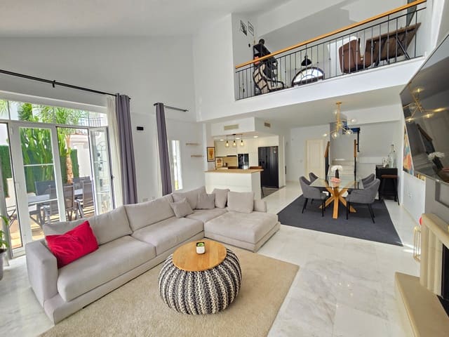 Casa de 3 habitaciones en Riviera del Sol, Mijas en venta con piscina garaje - 629.000 € (Ref: 10048512)