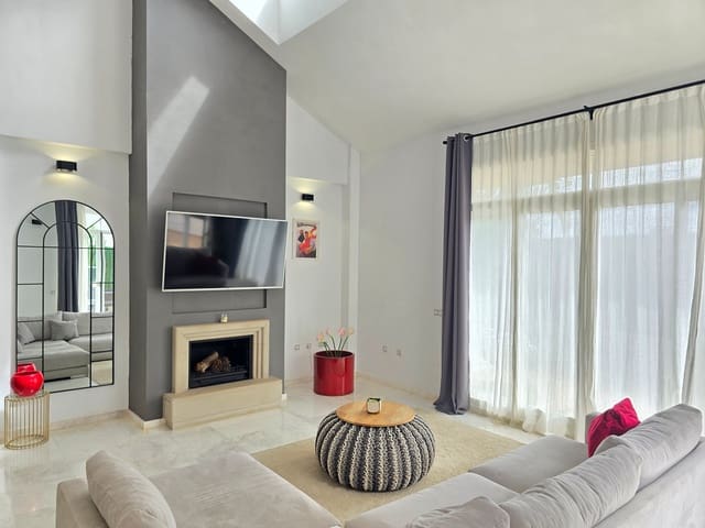 Casa de 3 habitaciones en Riviera del Sol, Mijas en venta con piscina garaje - 629.000 € (Ref: 10048512)