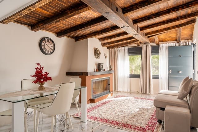 Finca/Casa Rural de 3 habitaciones en Casarabonela en venta con piscina - 425.000 € (Ref: 10049665)