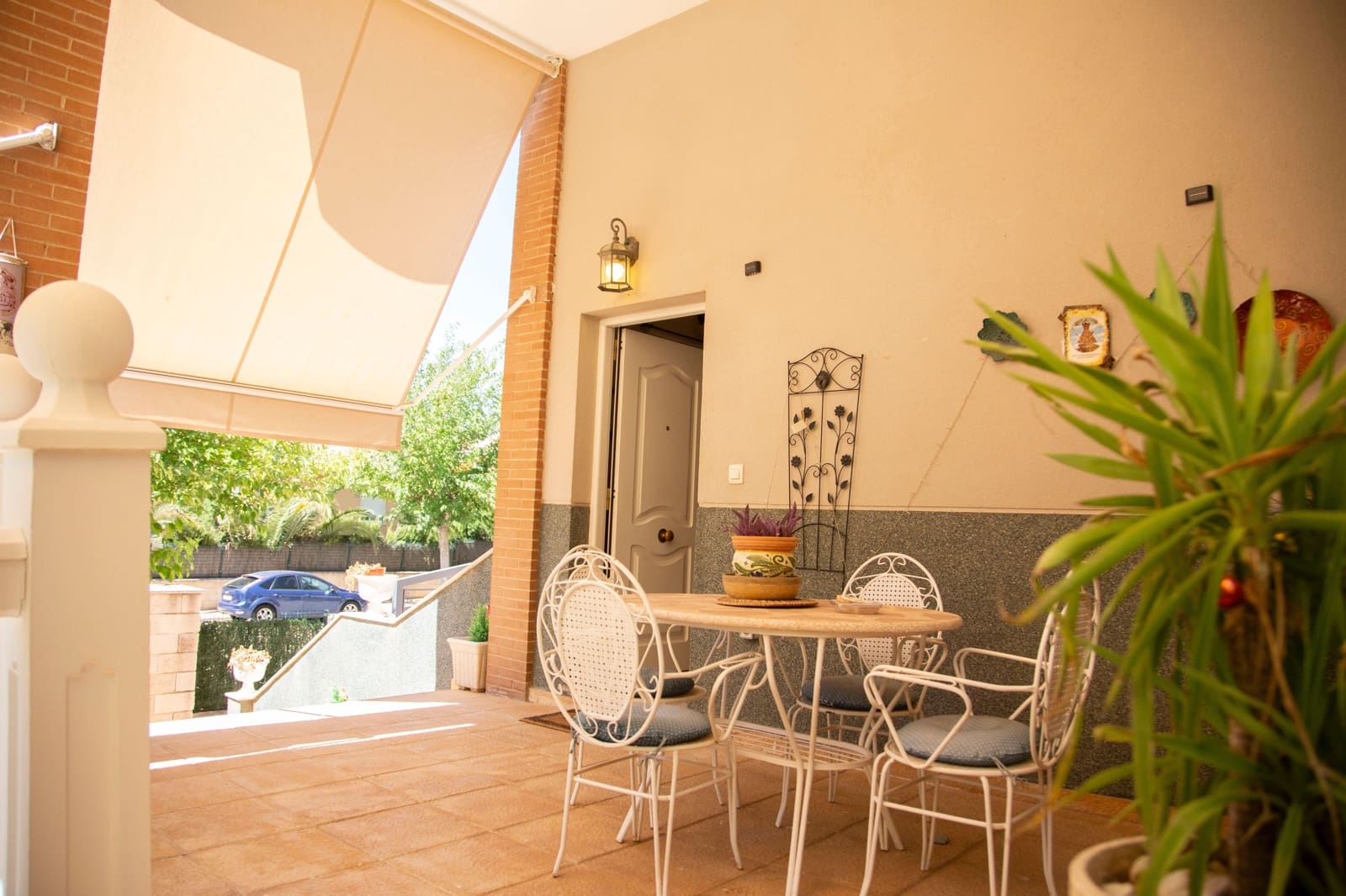 4 sypialnia Dom na sprzedaż w La Guardia de Jaen z basenem garażem - 465 000 € (Ref: 10050444)