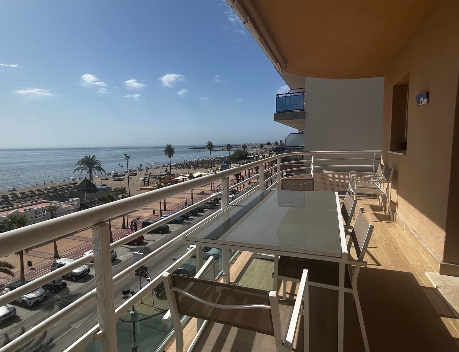 3 Zimmer Apartment zu vermieten in Fuengirola mit Garage - 2.350 € (Ref: 10051986)