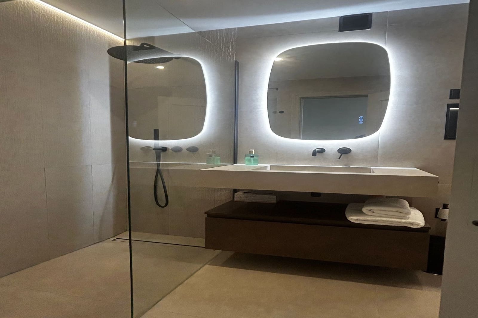 3 Zimmer Apartment zu vermieten in Fuengirola mit Garage - 2.350 € (Ref: 10051986)