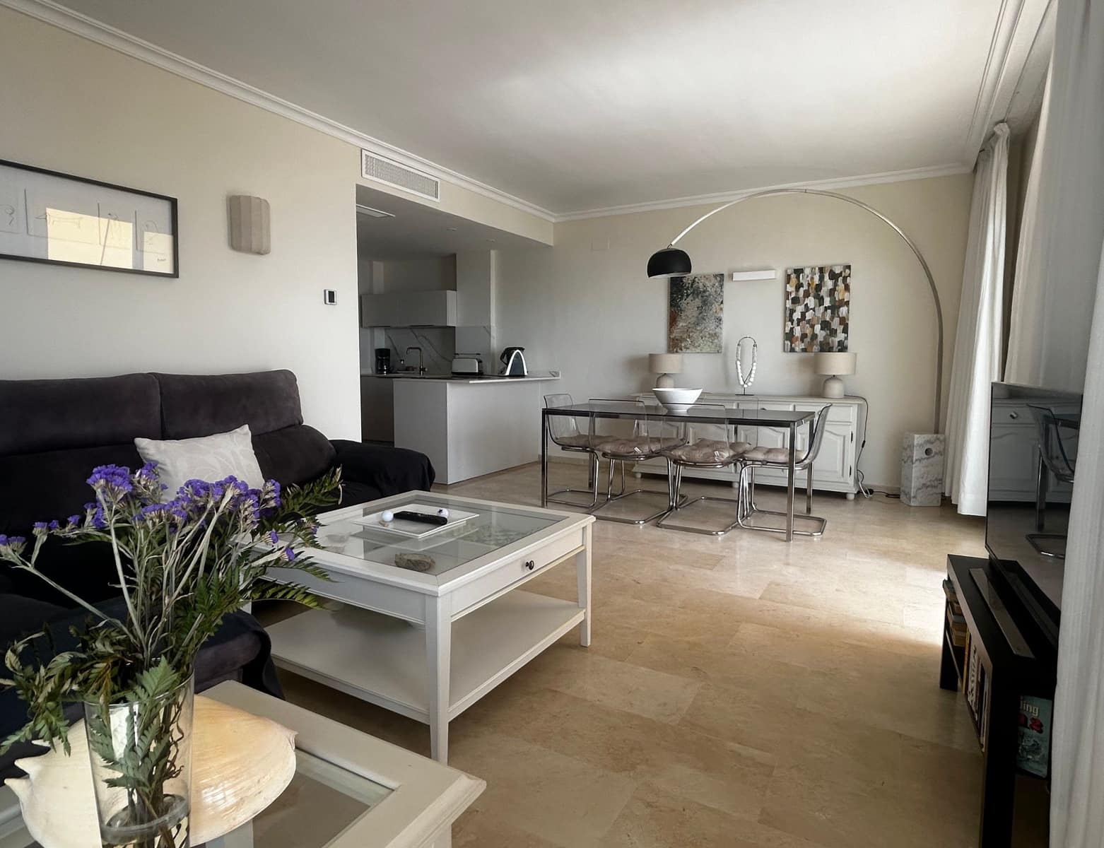 3 Zimmer Apartment zu vermieten in Fuengirola mit Garage - 2.350 € (Ref: 10051986)