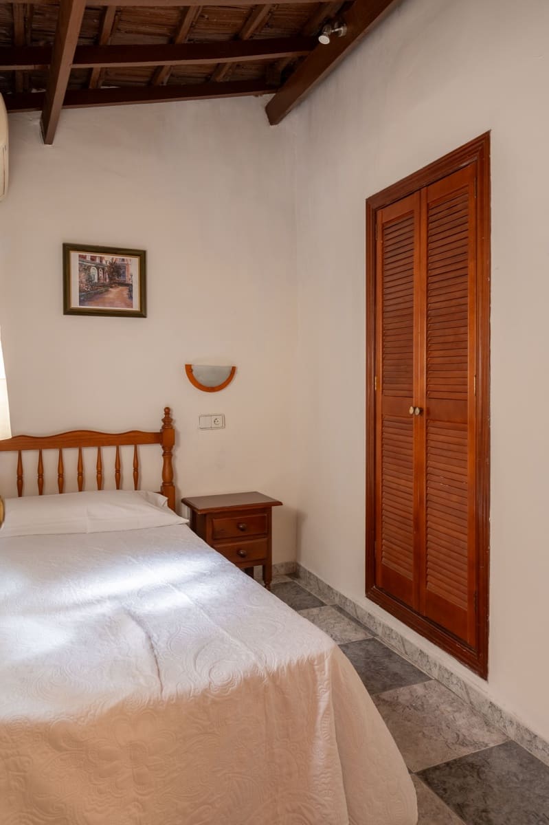 10 slaapkamer Huis te koop in Malaga stad met garage - € 3.000.000 (Ref: 10057604)
