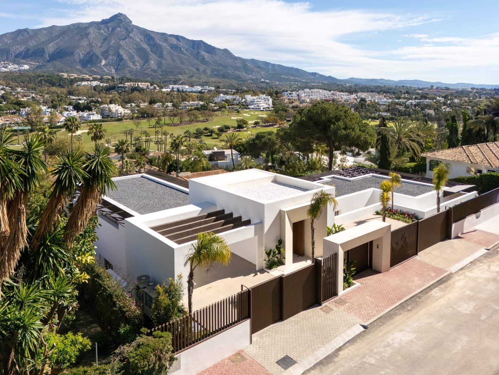 5 soverom Villa til salgs i Marbella med svømmebasseng garasje - € 11 750 000 (Ref: 10062283)